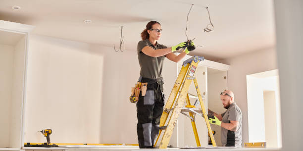 Best Affordable Electrician  in Siesta Acres, TX